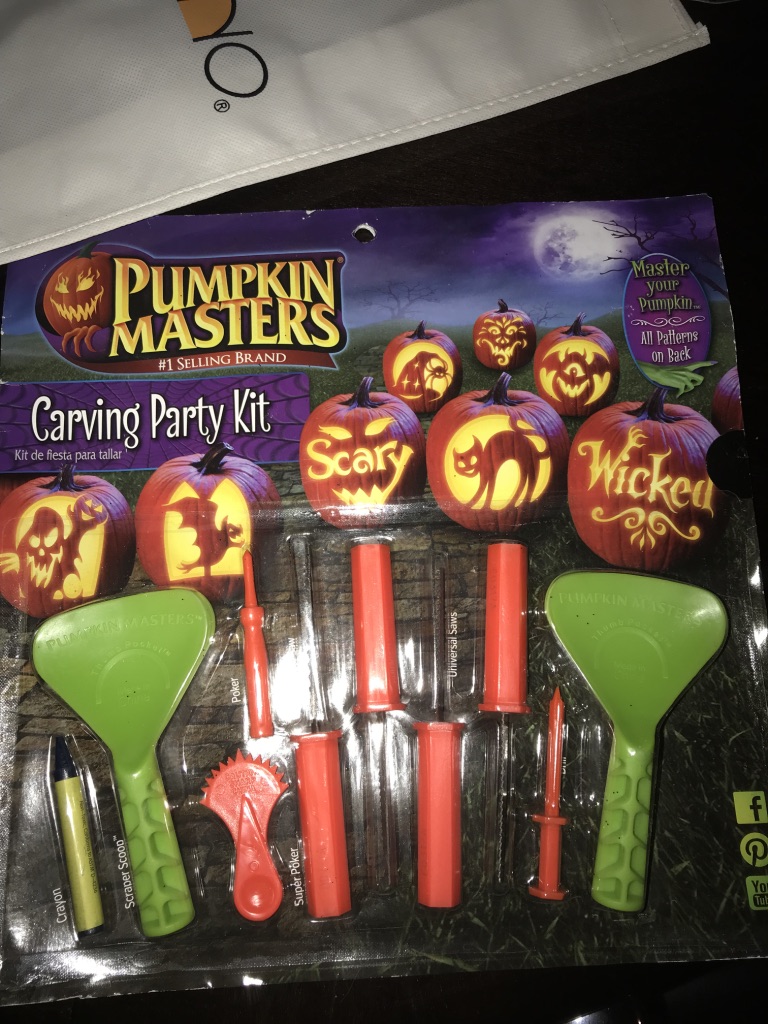 [25140-VIA] CARVING PARTY KIT-VIA