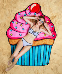 [BMBT-CC] GIANT CUPCAKE BEACH BLANKET